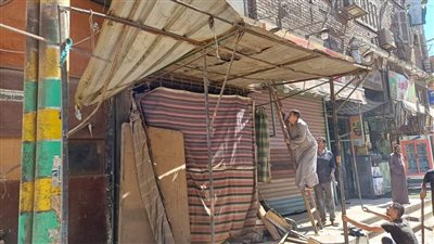 حملات مكبرة لإزالة الإشغالات ورفع المخلفات وتمهيد الطرق بالمنيا 