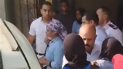 جمعت أموالا من أولياء الأمور.. القبض على مُعلمة ثانوية في مدرسة بحلوان