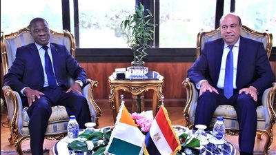 وزير الطيران المدني:نحرص على توسيع آفاق التعاون بين مصر وكوت ديفوار 