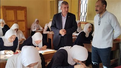 أهم ما دار في جولة وكيل تعليم دمياط بمدارس فارسكور