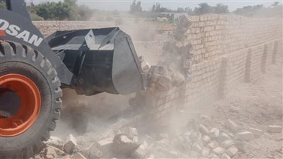 إزالة 6 حالات تعد خلال حملة مكبرة شمال الأقصر 