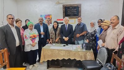 مدير تعليم القاهرة يشدد على تطبيق لائحة التحفيز التربوى