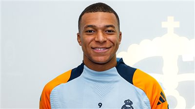كيليان مبابي يحصد جائزة أفضل لاعب في ريال مدريد لشهر سبتمبر