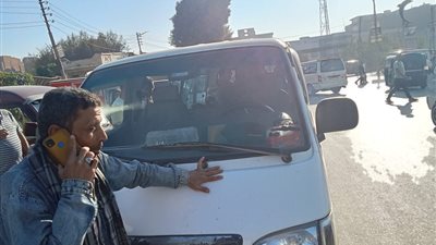 رؤساء مدن وأحياء القليوبية فى الشارع لمتابعة الانضباط بالمواقف.. صور 