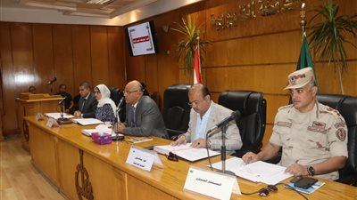 المجلس التنفيذي بالقليوبية يناقش خطة المشروعات القومية