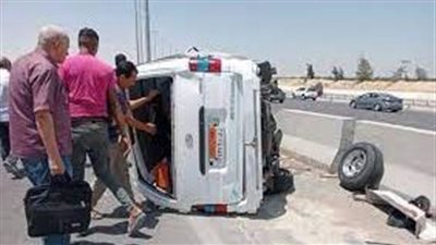 إصابة شخصين في حادث تصادم سيارتين ملاكي ونقل على طريق الأوتوستراد بالقاهرة