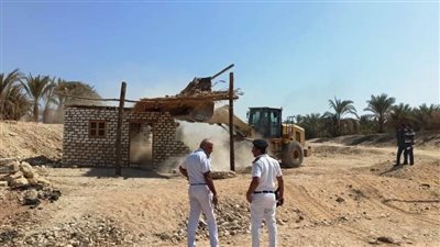 محافظ أسوان: إزالة 71 حالة تعد على أراضى أملاك الدولة