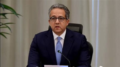 فضيحة سرقة المتحف المصري تهدد باستبعاد «العنانى» من اليونسكو