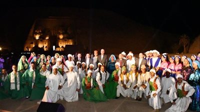 محافظ أسوان يشهد عروض متميزة فى ليلة تعامد الشمس بمعبدى أبو سمبل