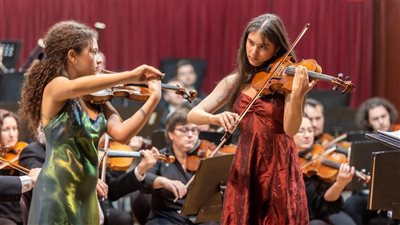 حفلة تاريخية لحفيدتي عبد الرحمن أبو زهرة في المتحف المصري الكبير