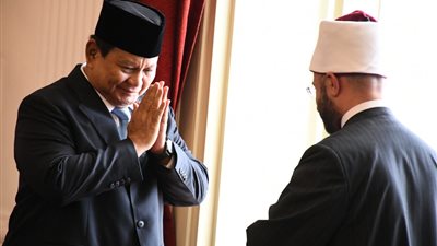بالصور.. تفاصيل لقاء الرئيس الإندونيسي ووزير الأوقاف في جاكرتا