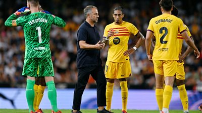 عودة أولمو وتواجد يامال.. التشكيل المتوقع لبرشلونة أمام بايرن ميونيخ بدوري الأبطال