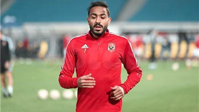 حازم إمام: «متمناش عودة كهربا للزمالك بعد اللى عمله وإيقافه رسالة للاعبي الأهلي»