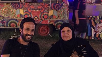 موعد ومكان جنازة والدة الفنان أحمد عصام