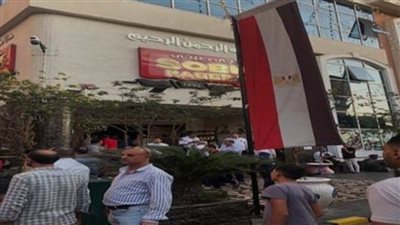 الأمن يفحص فيديو سرقة داخل مطعم صبحي كابر