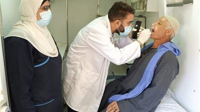 محافظ المنيا: 110 آلاف خدمة صحية مجانية بالعيادات الخارجية والاستقبال والطوارئ بالمستشفيات