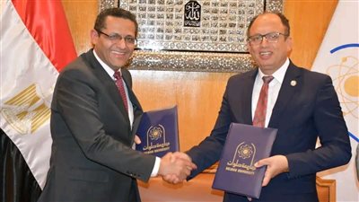 جامعة حلوان ونقابة الصحفيين يوقعان بروتوكول تعاون لتقديم الخدمات الصحية للصحفيين وأسرهم 