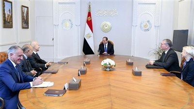 الرئيس السيسي يستقبل الرئيس التنفيذي لشركة «إيني» الإيطالية