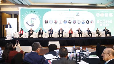 نقيب الزراعيين: 70% من الأراضي حول العالم خرجت من نطاق الزراعة