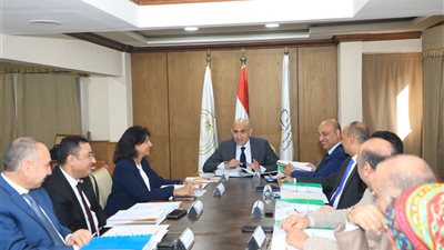 تفاصيل اجتماع وزير التعليم بصندوق دعم وتمويل المشروعات التعليمية