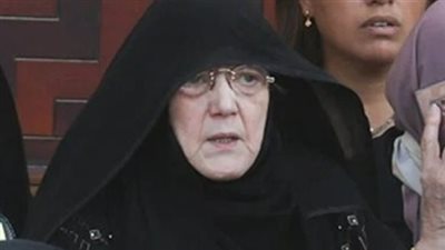 أبرز ما جاء في جنازة حسن يوسف.. إنهيار شمس البارودي وحضور طفيف للنجوم