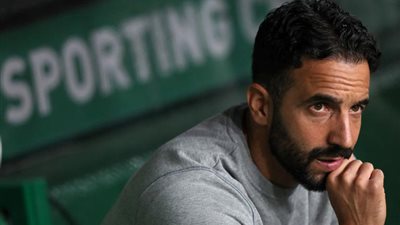 جوارديولا يُثني على اختيار مانشستر يونايتد للمدرب البرتغالي روبن أموريم 