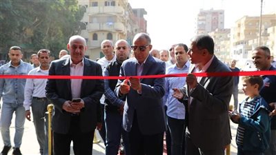 محافظ المنيا يفتتح معرضا لبيع السلع واللحوم بأسعار مخفضة في بني مزار
