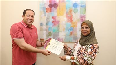 شفاء الأورمان بالأقصر تكرم السيدات المتعافيات من أورام الثدي (صور)