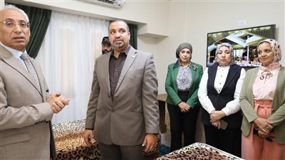 رئيس جامعة المنيا يتفقد أعمال تشطيب مبانى الإسكان الفندقي بالمدينة الجامعية