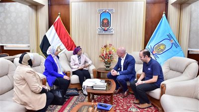 رئيس جامعة الأقصر تستقبل وفد المكتب الثقافي بالسفارة الأمريكية 