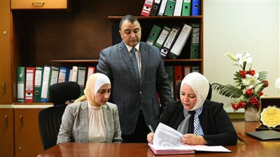 «الصحة» توقع بروتوكولات تعاون مع 14 جامعة مصرية بنظام الـ«Pharm D»