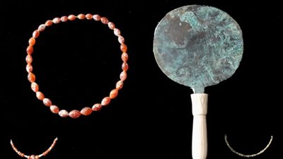 اكتشاف أول مقبرة من عصر الدولة الوسطى بجبانة العساسيف 