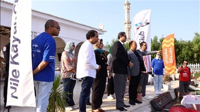 أيمن الشهابى يتفقد الأنشطة الخاصة برياضة الكايك ضمن مهرجان دمياط 2024