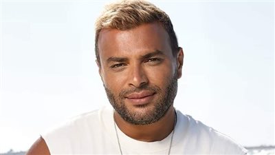 بعد حفله الغنائي.. الجمهور يلتف حول رامي صبري في كندا