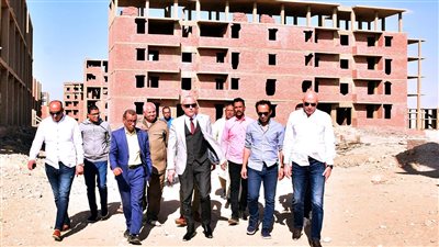 محافظ الأقصر يتابع مستجدات إنشاء سوق الخضار الجديد بالبياضية 