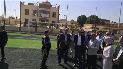 محافظ المنيا يتفقد مركز شباب أبوقرقاص.. يخدم أكثر من 20 ألف مواطن