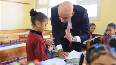 تشكيل لجان متابعة لعدد من مدارس الخصوص بعد زيارة مفاجئة لوزير التعليم 