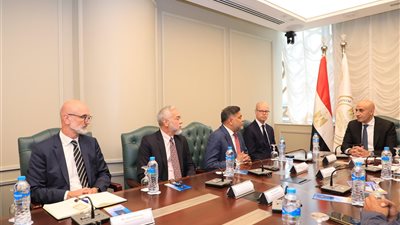 تفاصيل لقاء وزير التعليم بمسئولي هيئة “البكالوريا الدولية” ومؤسسة “Cognia” 