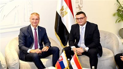 وزير الإسكان يستعرض الفرص الاستثمارية المصرية أمام وزير الاستثمار السلوفاكي