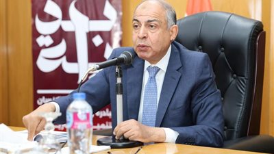 محافظ المنيا يؤكد اهتمام الدولة بقضايا الطفل وحقوقه ضمن مبادرة «بداية»