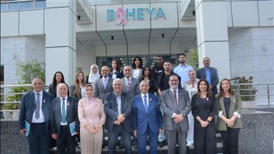 رئيس الأكاديمية العربية للعلوم والتكنولوجيا والنقل البحري يزور مستشفى بهية 