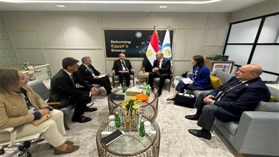 كريم بدوي: تعظيم الاستفادة من أصول قطاع البترول لزيادة قيمة موارد الطاقة 