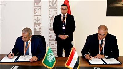 وزير الإسكان: توقيع بروتوكولى تعاون مع الأكاديمية العربية للعلوم والتكنولوجيا والنقل البحري 