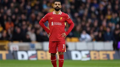 تقرير إنجليزي: تحرك سعودي ضخم نحو صلاح يُقربه من البقاء مع ليفربول