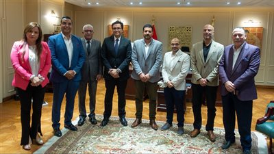 وزير الثقافة يلتقي وفد مهرجان بورسعيد السينمائي 