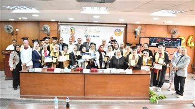 كلية الآداب جامعة طنطا تحتفل بتخرج الدفعة الأولى ببرنامج الدراسات العبرية 