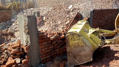 بالصور.. حملة موسعة لإزالة واسترداد أراضي أملاك الدولة بالأقصر 