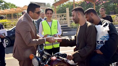 انطلاق مبادرة «ظواهر» للتوعية بمخاطر السرعة الزائدة للموتوسيكلات بالأقصر (صور)