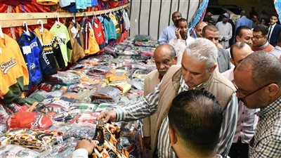 افتتاح معرض «الملابس الشتوية الجاهزة» بتخفيضات تصل إلى 30 % فى أسوان