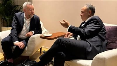 وزير الخارجية يلتقي رئيس لجنة العلاقات الخارجية بالبوندستاج الألمانى